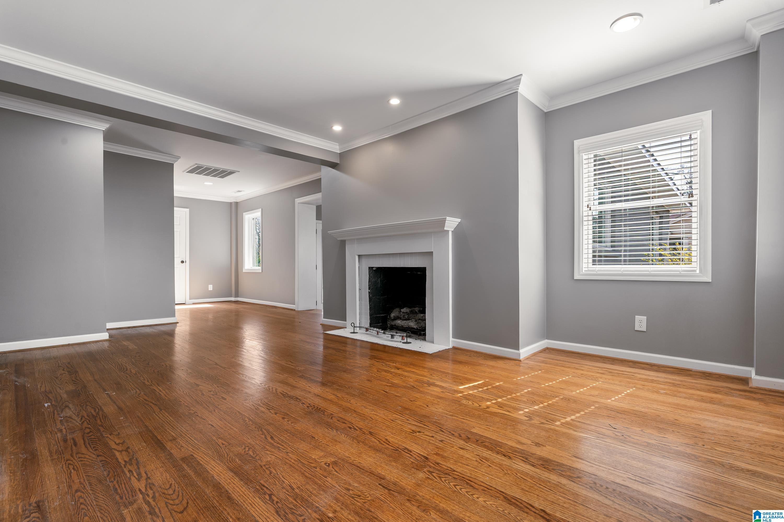 521 Shades Crest Road Birmingham, AL 35226 - Photo 4 of 45