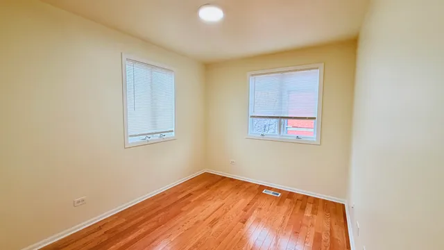 $3,100 | 356 West 31st Street, Chicago, IL 60616
