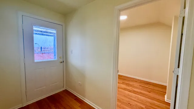 $3,100 | 356 West 31st Street, Chicago, IL 60616