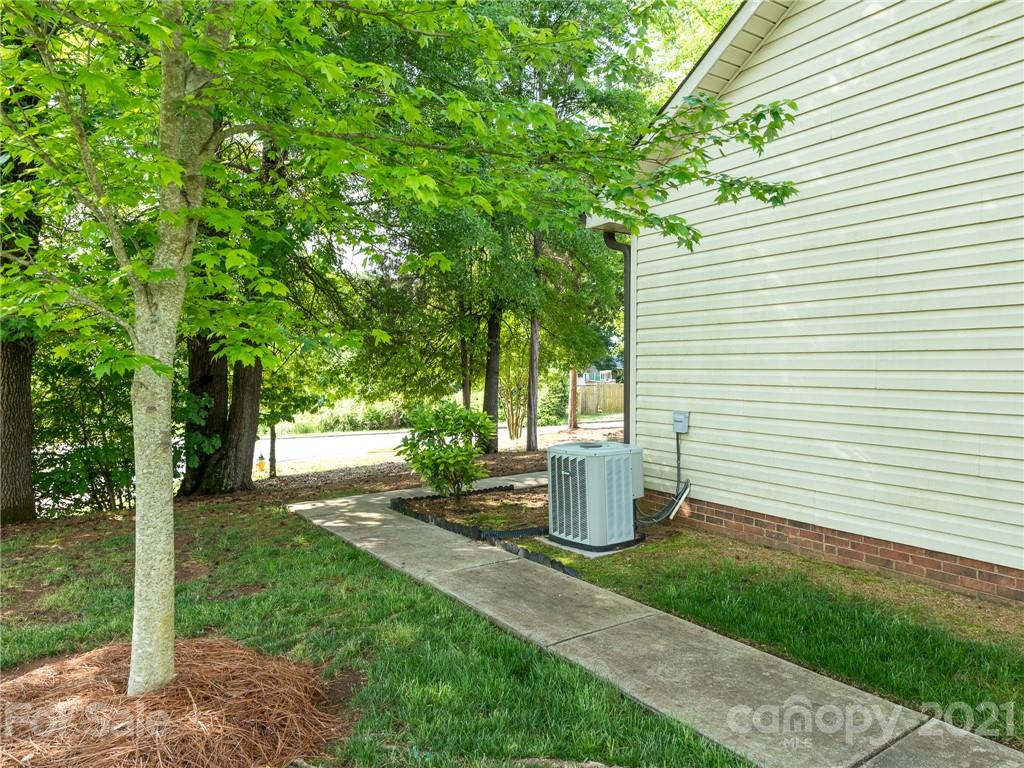 2777 Clover Road Northwest Concord, NC 28027 - Photo 3 of 16 Gallery Image 3