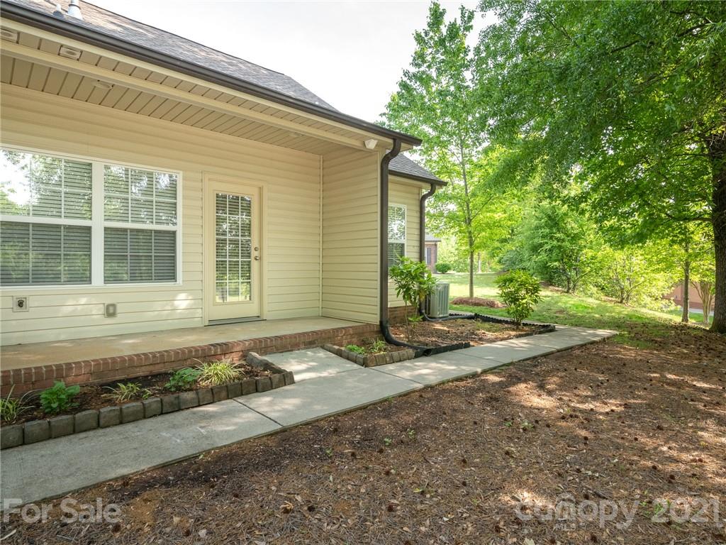 2777 Clover Road Northwest Concord, NC 28027 - Photo 5 of 16 Gallery Image 5