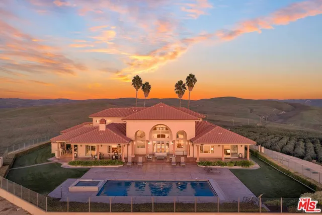 $8,250,000 | 1990 Highway 46, Shandon, CA 93461