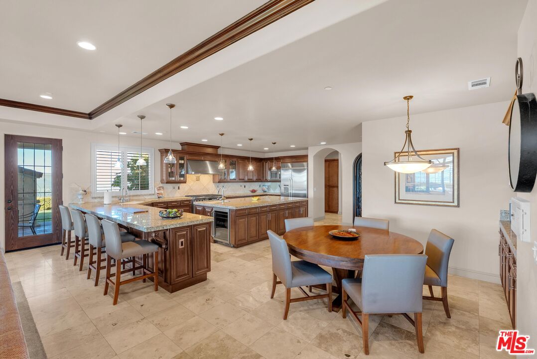 1990 Highway 46 Shandon, CA 93461 - Photo 14 of 57 a view of a dining room with furniture