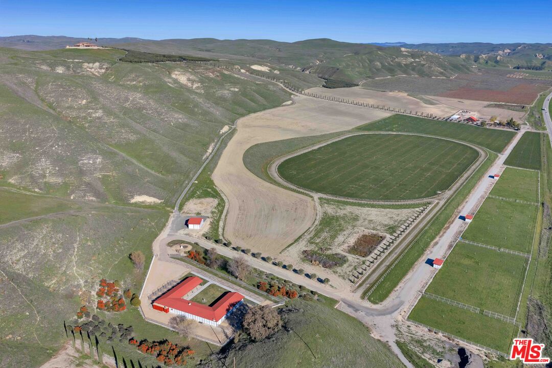 1990 Highway 46 Shandon, CA 93461 - Photo 3 of 57 a view of outdoor space and city view