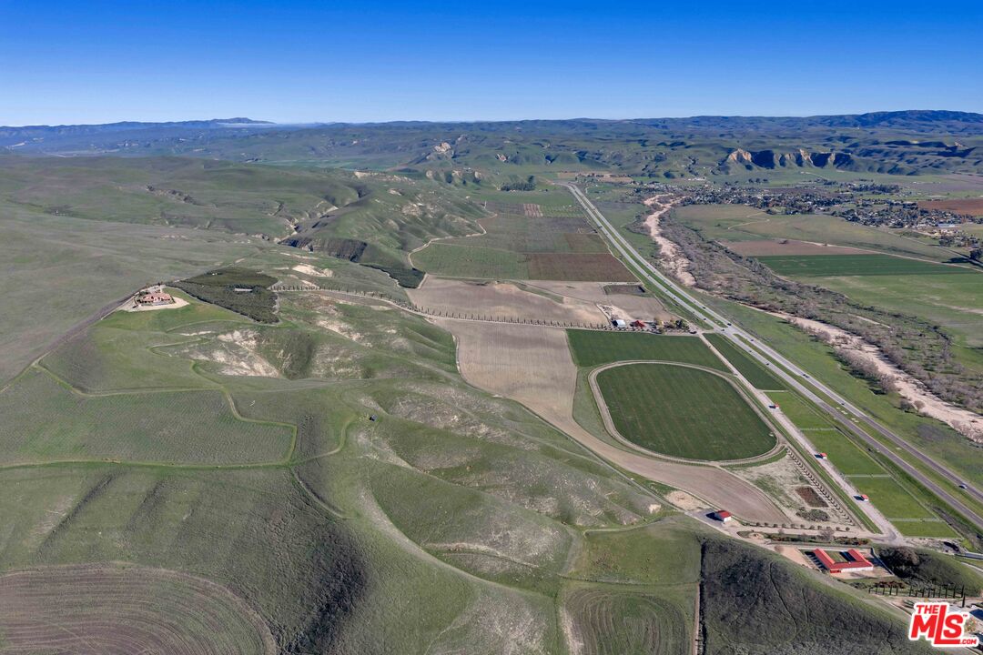 1990 Highway 46 Shandon, CA 93461 - Photo 52 of 57 an aerial view of a houses