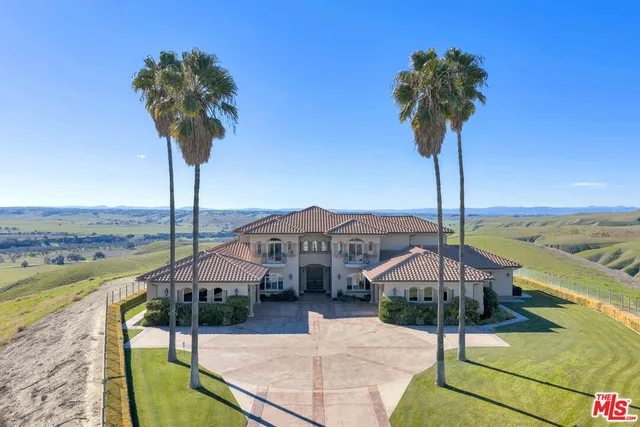 $8,250,000 | 1990 Highway 46, Shandon, CA 93461