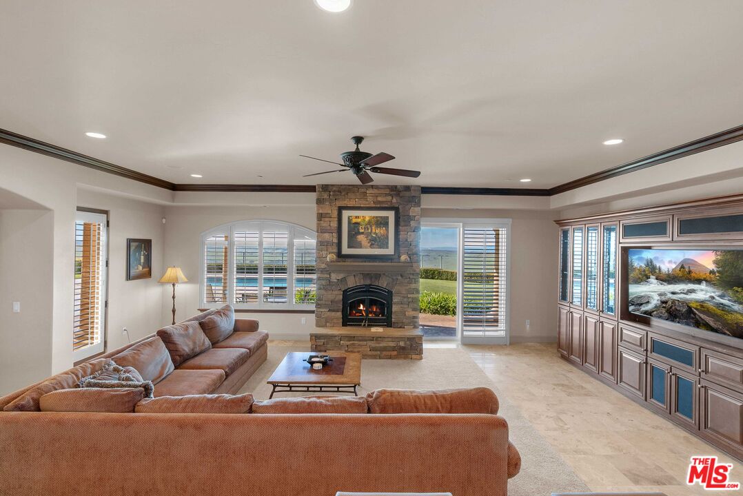 1990 Highway 46 Shandon, CA 93461 - Photo 10 of 57 a living room with furniture large window and flat screen tv