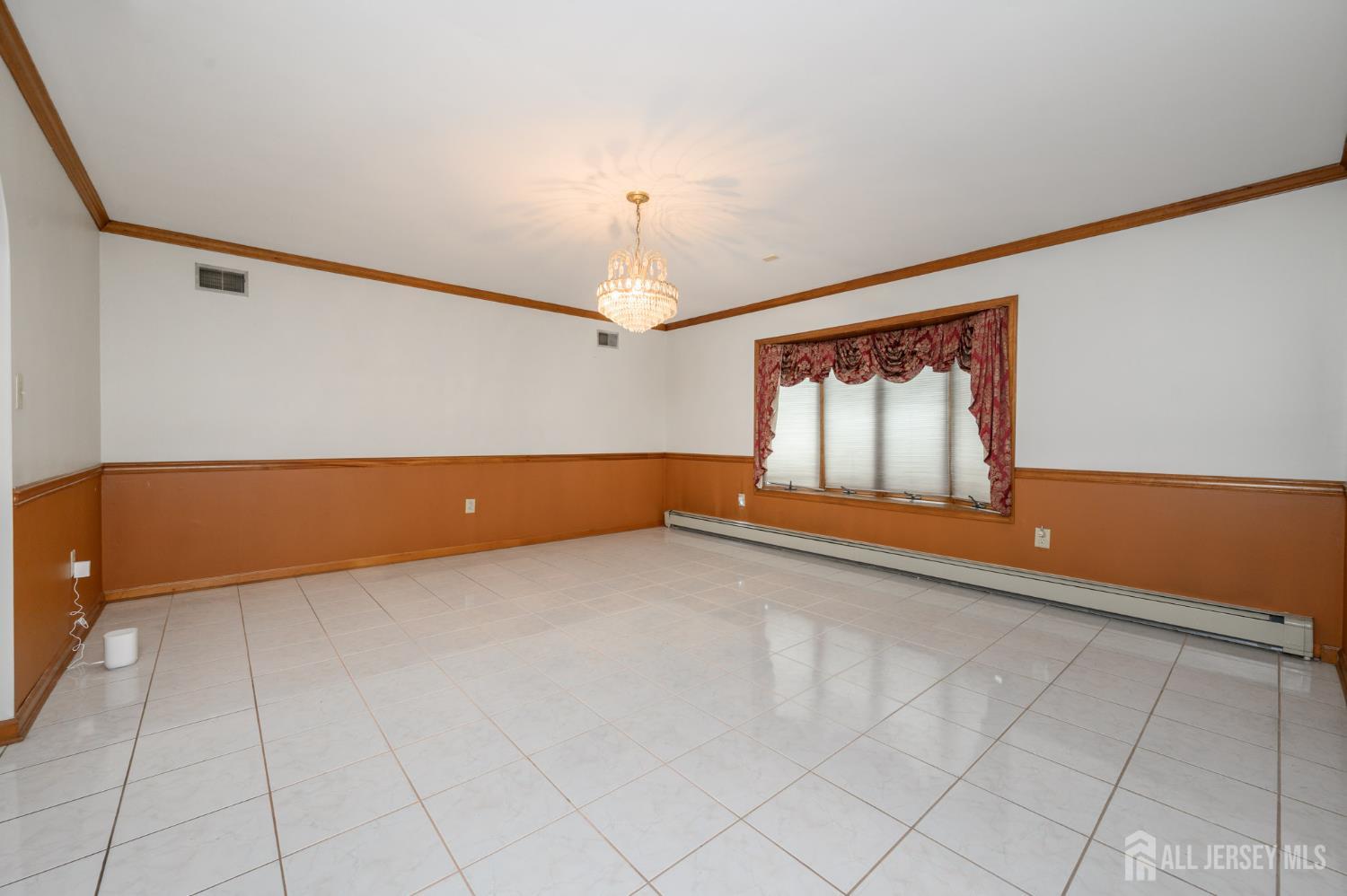 4 Drinking Brook Road Monmouth Junction, NJ 08852 - Photo 5 of 74 a view of an empty room with a window