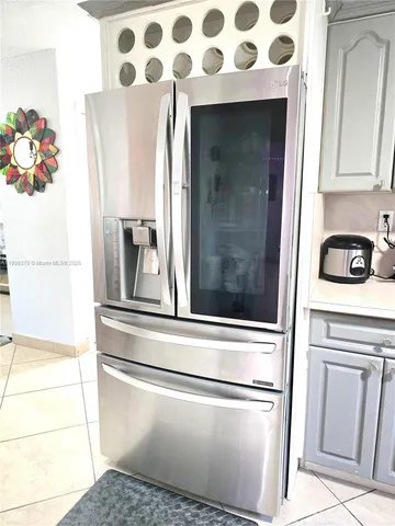 $1,100,000 | 11152 Southwest 7th Street, Sweetwater, FL 33174