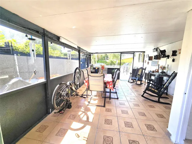 $1,100,000 | 11152 Southwest 7th Street, Sweetwater, FL 33174