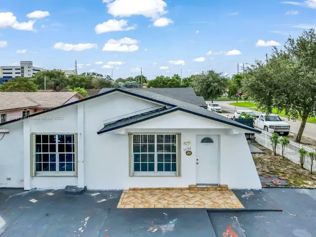 $1,100,000 | 11152 Southwest 7th Street, Sweetwater, FL 33174