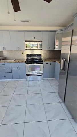 $1,100,000 | 11152 Southwest 7th Street, Sweetwater, FL 33174