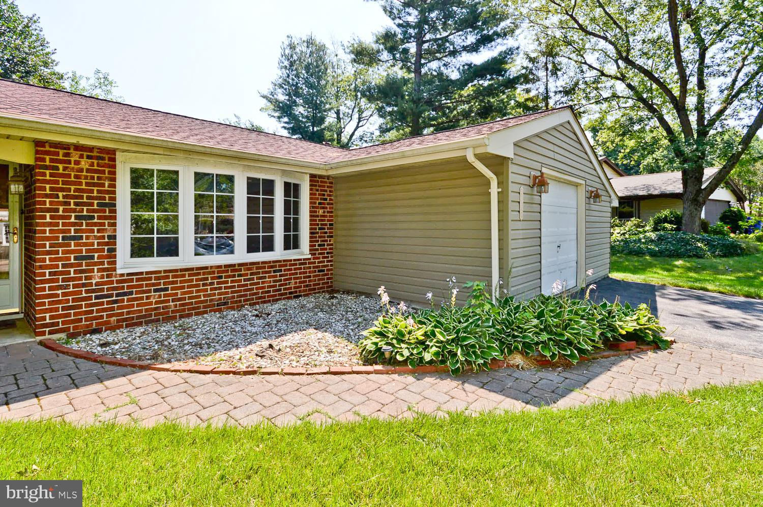 5007 Nicholas Road Waldorf, MD 20601 - Photo 3 of 35 Gallery Image 3