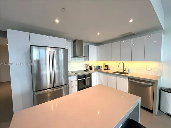 $4,400 | 1600 Northeast 1st Avenue, Unit 3606, Miami, FL 33132