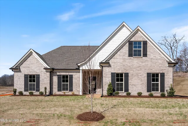 $371,900 | 951 Collie Drive, Hernando, MS 38651