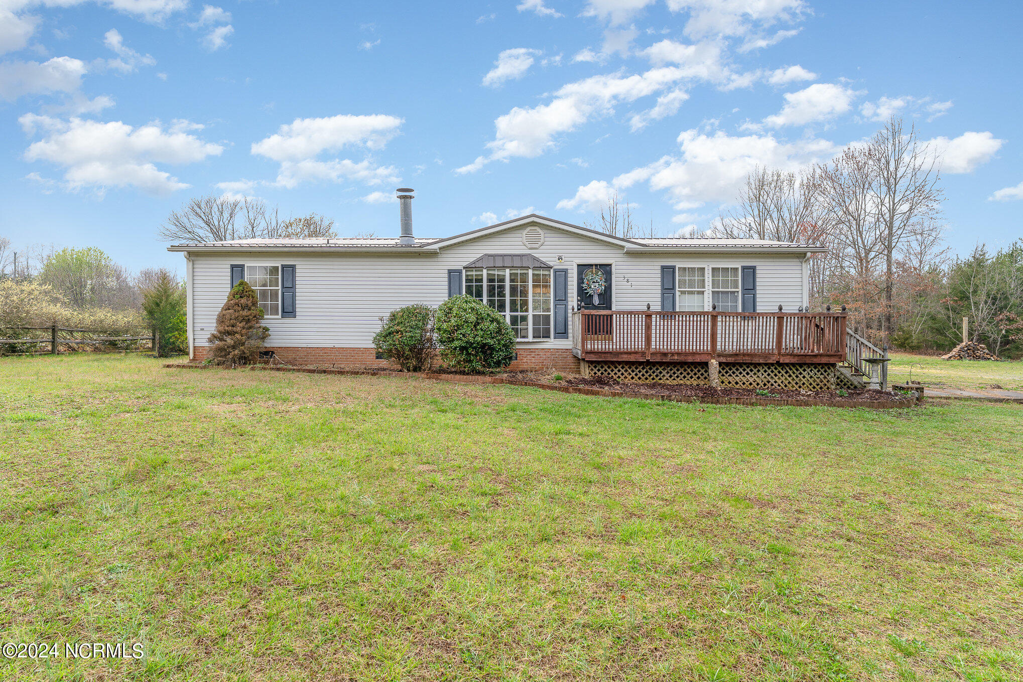 381 Big Oak Farm Road Ruffin, NC 27326 - Photo 18 of 27 003_exterior2-edit