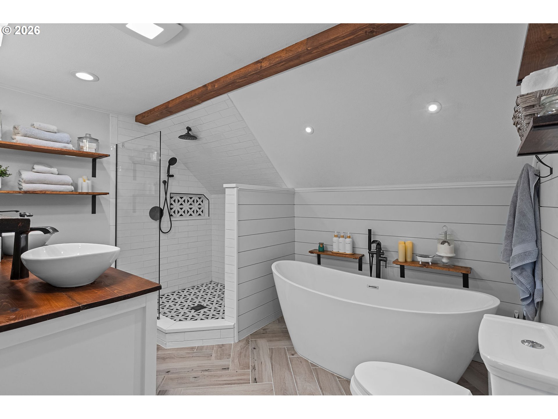 1434 Southwest 5th Place Gresham, OR 97080 - Photo 22 of 47 Primary Bedroom