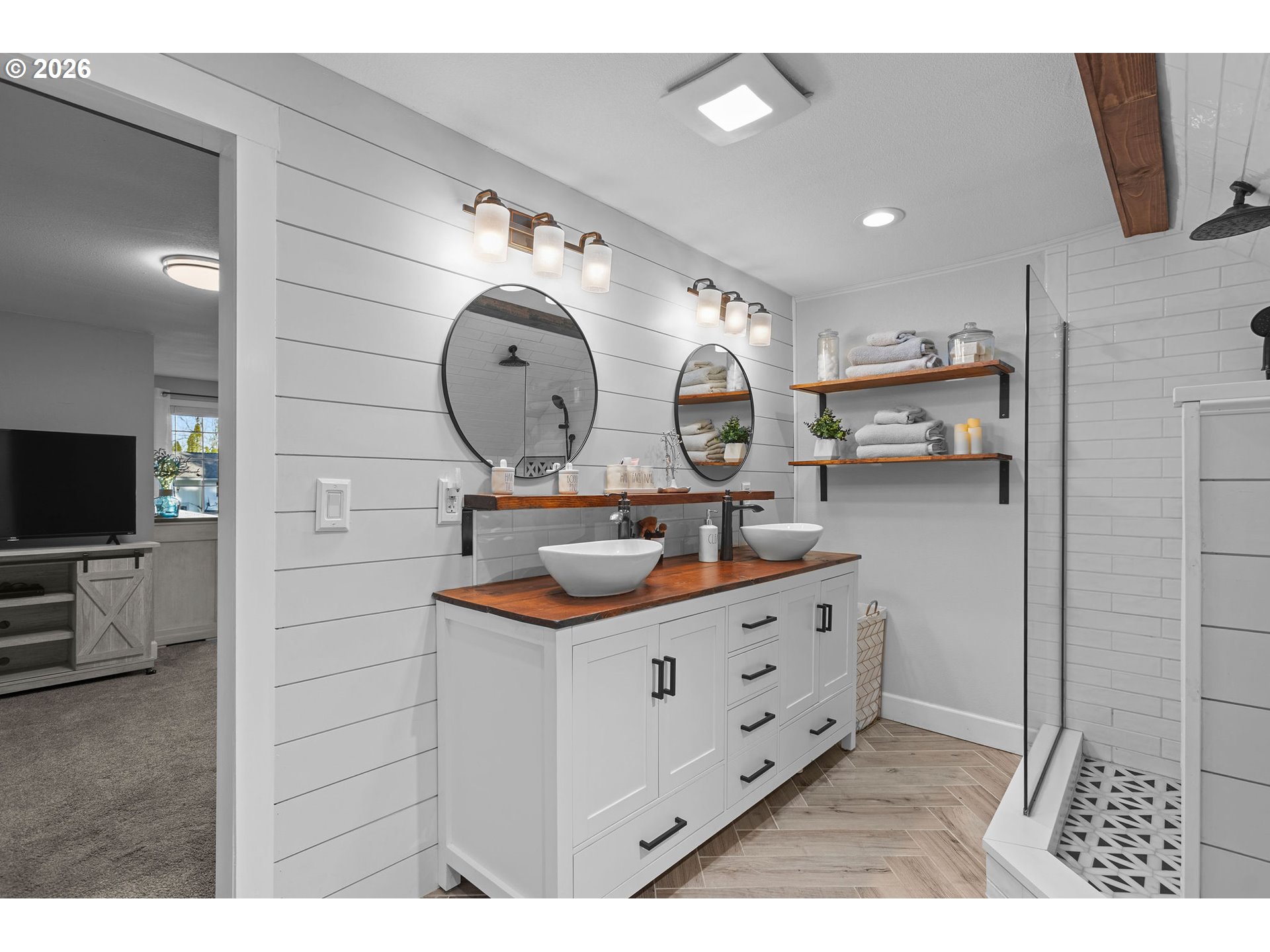 1434 Southwest 5th Place Gresham, OR 97080 - Photo 23 of 47 Attached Bathroom #1