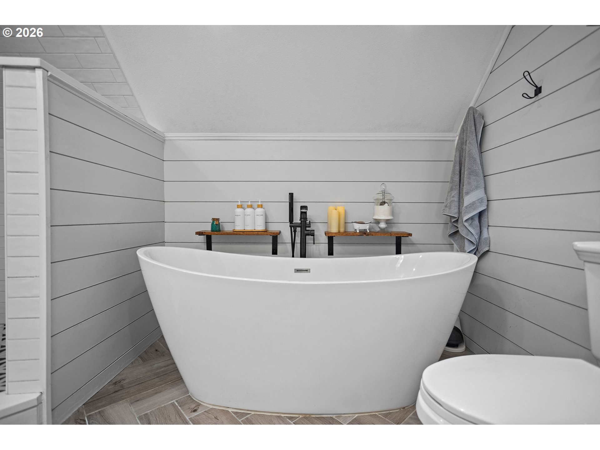 1434 Southwest 5th Place Gresham, OR 97080 - Photo 24 of 47 Attached Bathroom #1