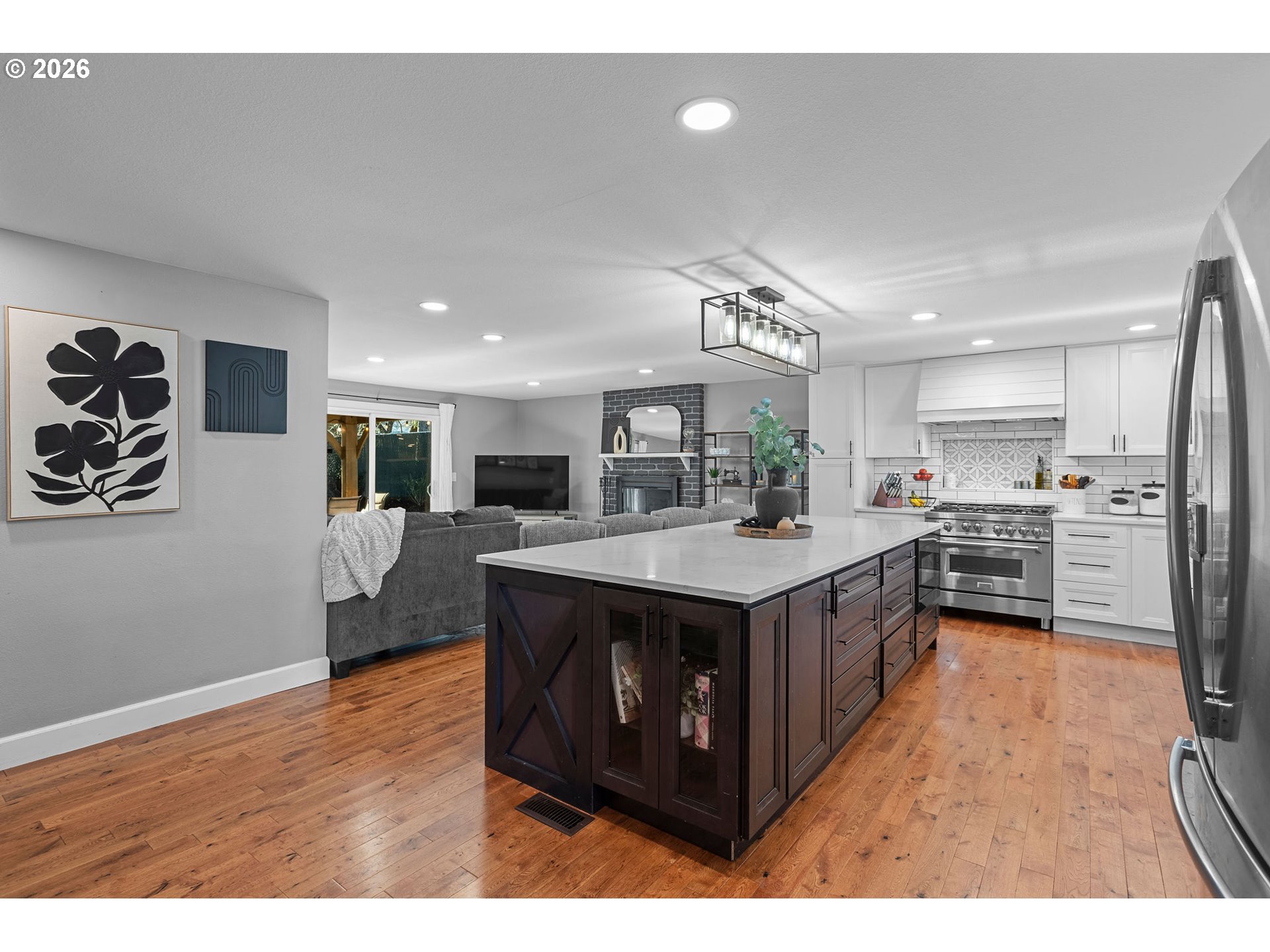 1434 Southwest 5th Place Gresham, OR 97080 - Photo 8 of 47 Kitchen/Living Room