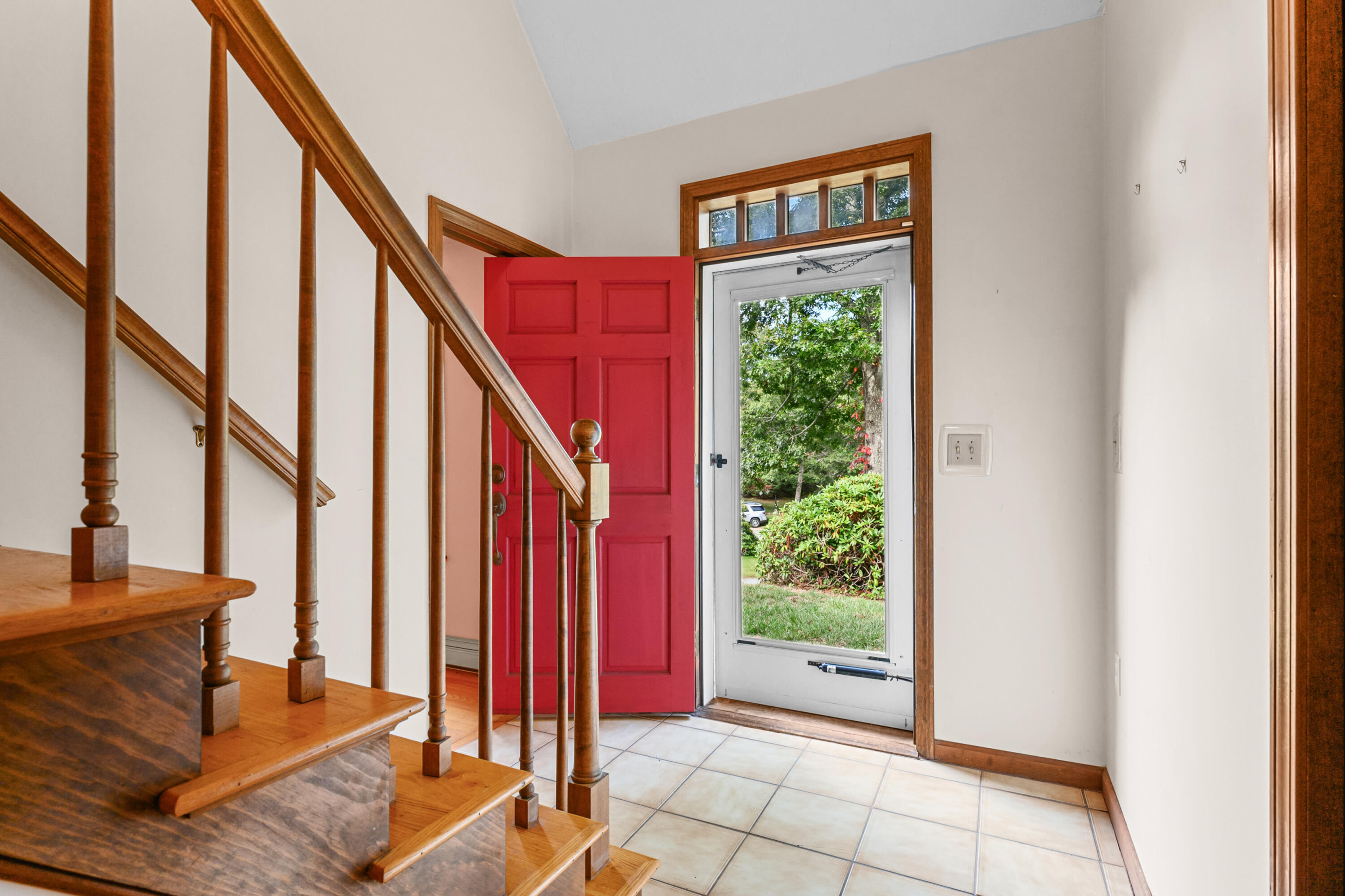 9 Crestview Dr Extension Sandwich, MA 02537 - Photo 5 of 45 a view of an entryway with garden