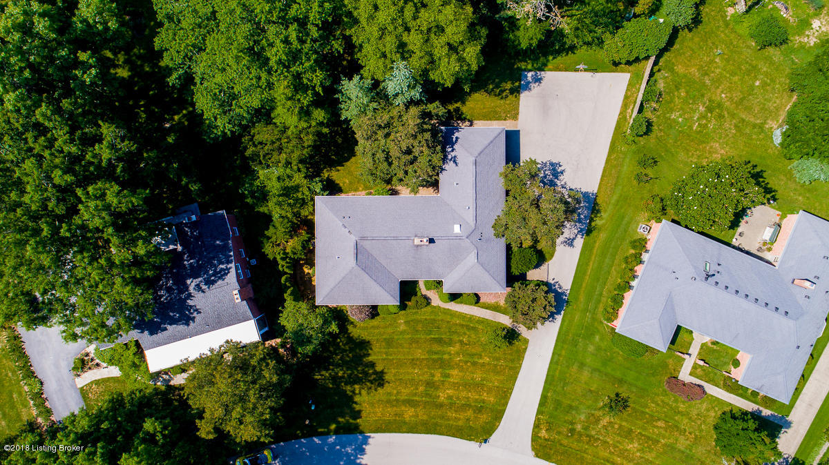 6604 Foxcroft Road Prospect, KY 40059 - Photo 10 of 43 6604 Foxcroft Rd Prospect Drone-11