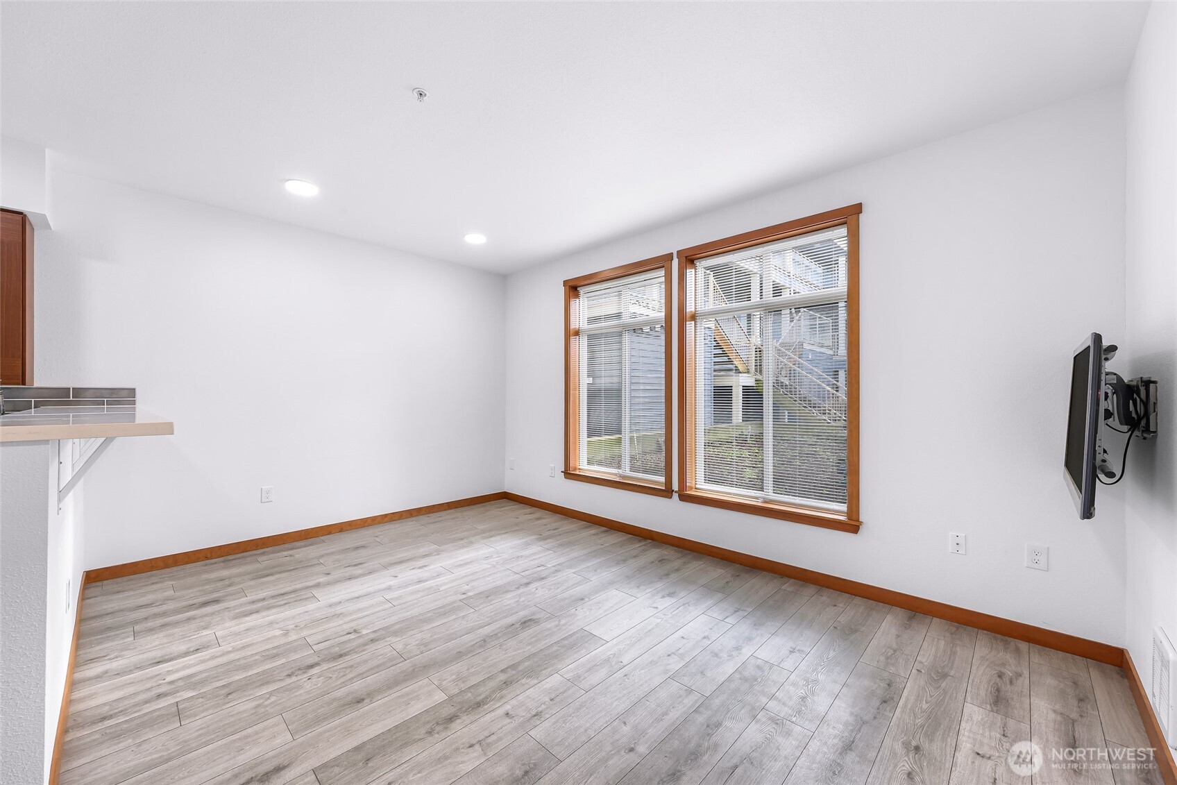 910 Gladstone Street, Unit 108 Bellingham, WA 98229 - Photo 18 of 24