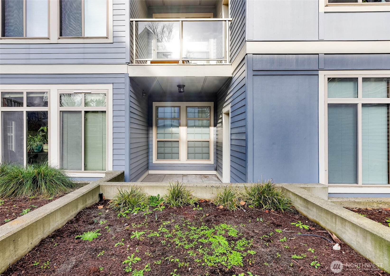 910 Gladstone Street, Unit 108 Bellingham, WA 98229 - Photo 2 of 24