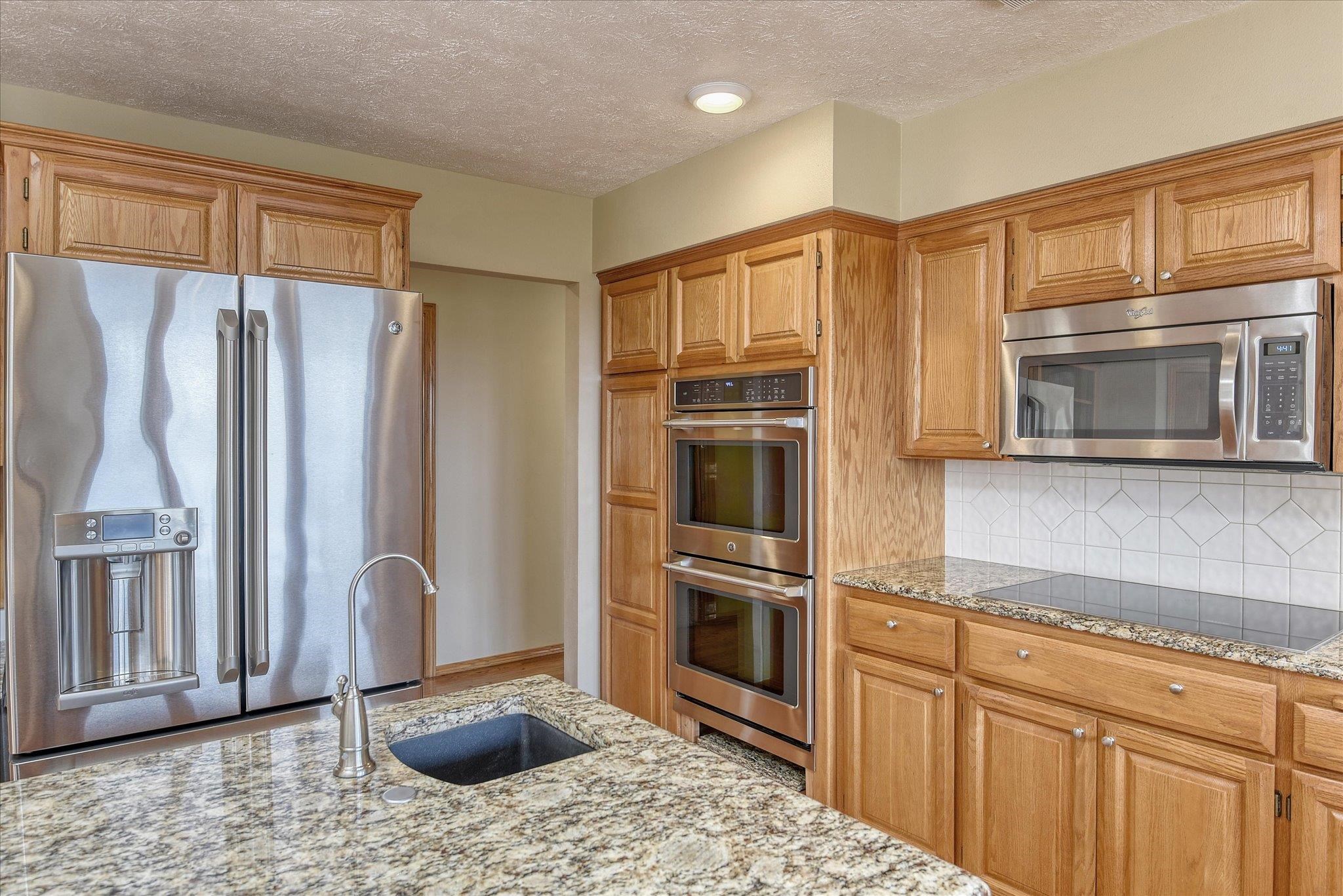 4025 South Thierman Road Spokane, WA 99223 - Photo 14 of 48