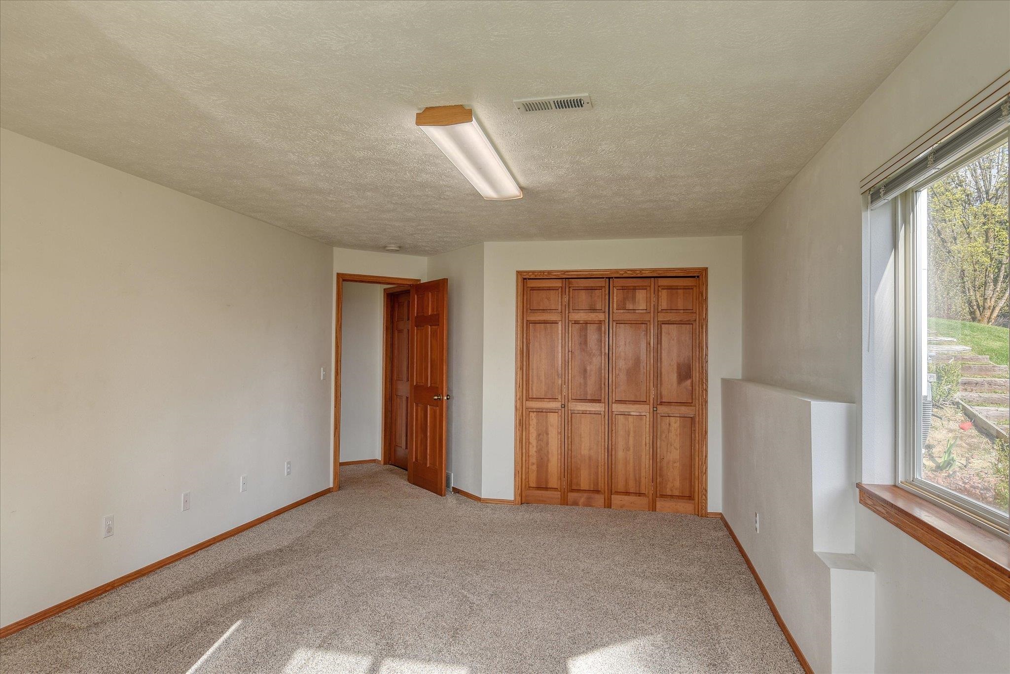 4025 South Thierman Road Spokane, WA 99223 - Photo 27 of 48