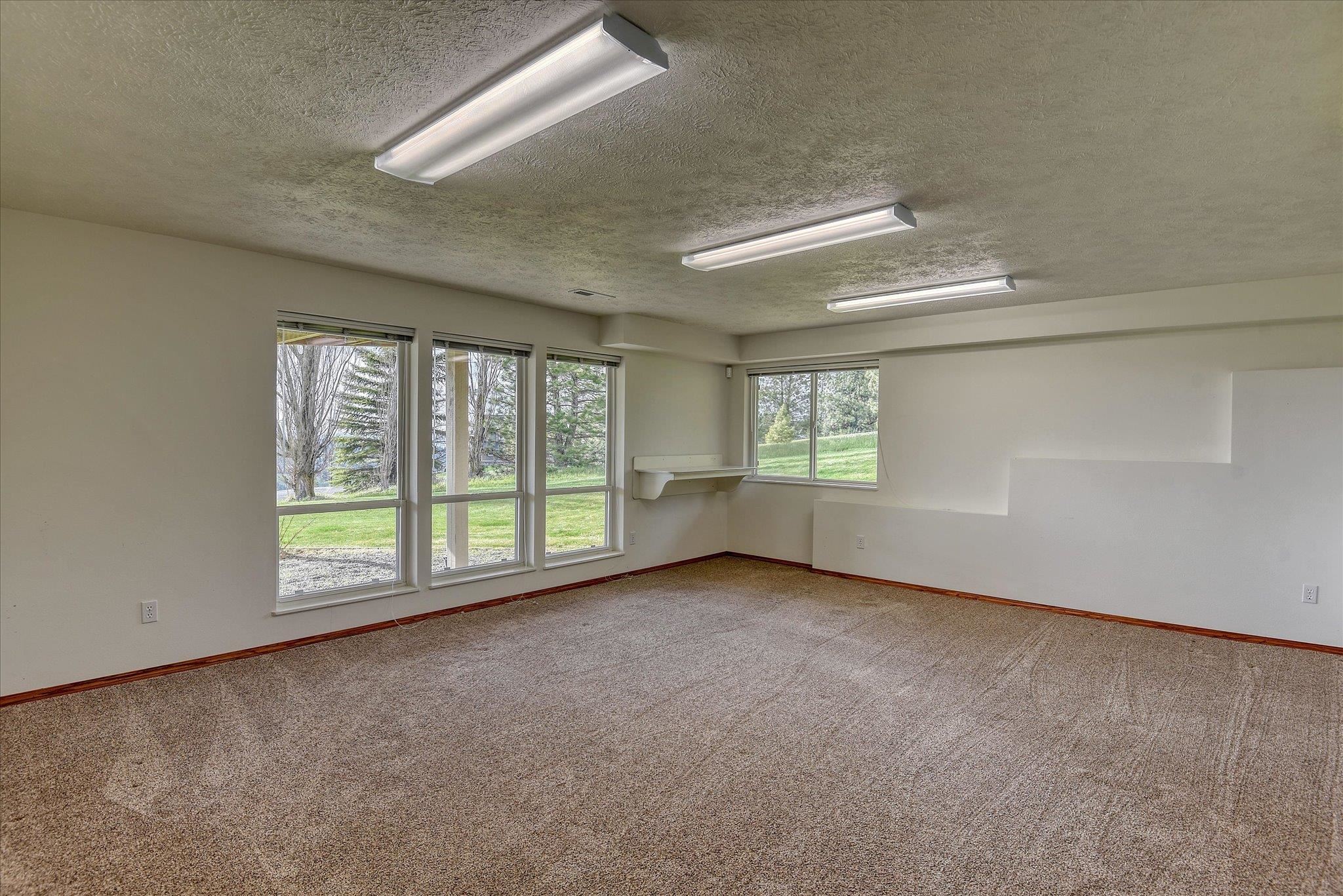 4025 South Thierman Road Spokane, WA 99223 - Photo 28 of 48