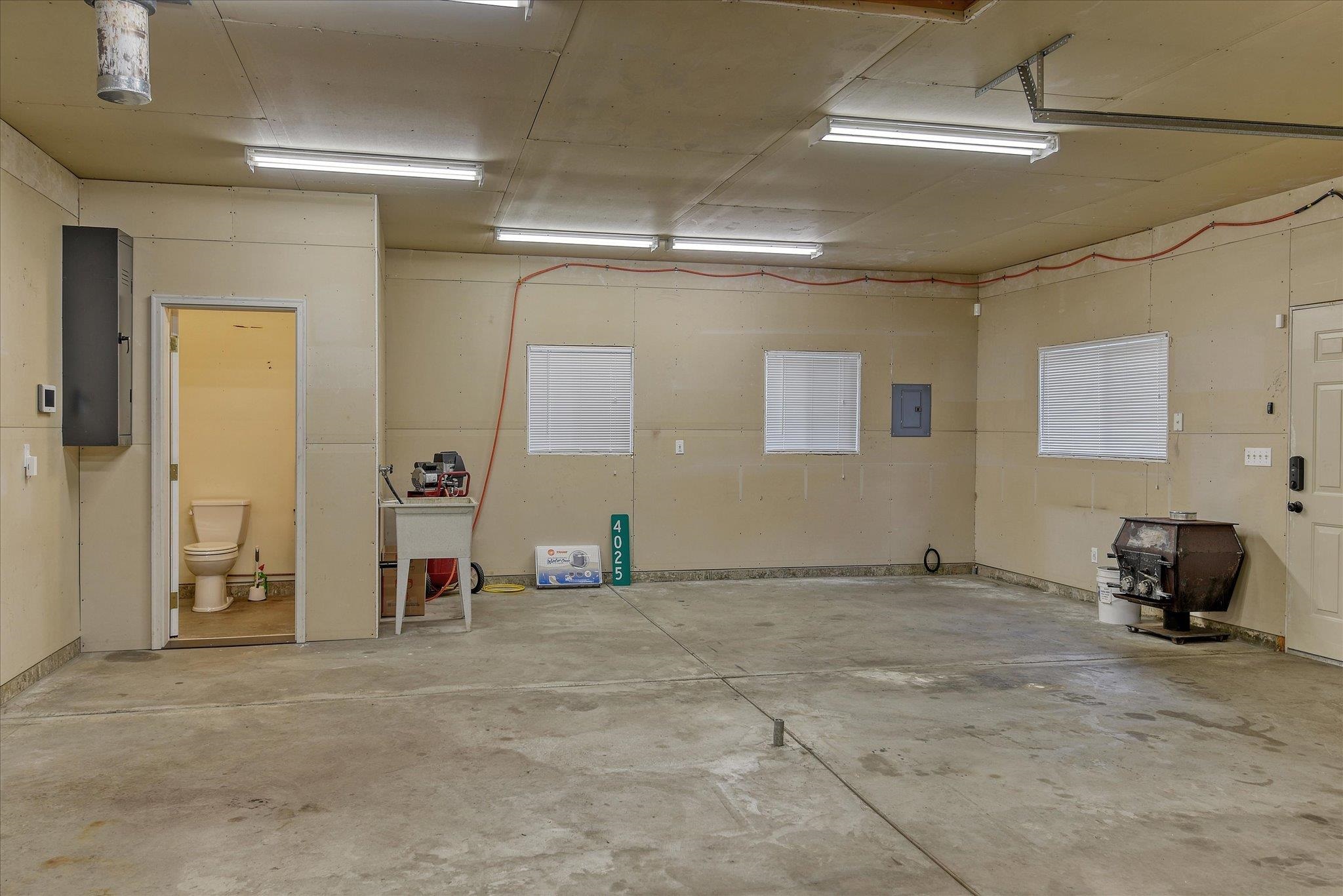 4025 South Thierman Road Spokane, WA 99223 - Photo 34 of 48