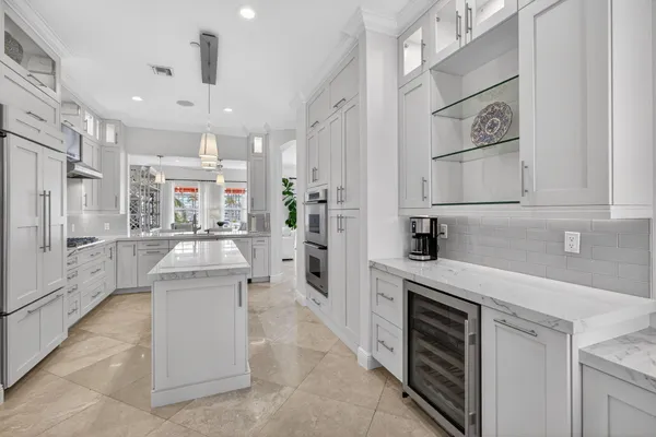 $2,800,000 | 24 Marina Gardens Drive, Palm Beach Gardens, FL 33410