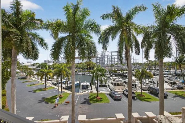 $2,800,000 | 24 Marina Gardens Drive, Palm Beach Gardens, FL 33410