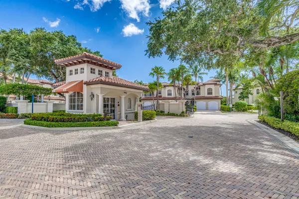 $2,800,000 | 24 Marina Gardens Drive, Palm Beach Gardens, FL 33410