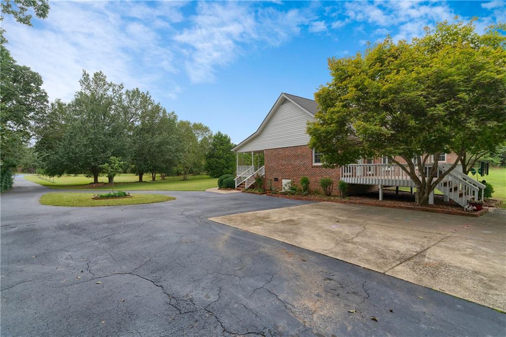 9630 Hood Road Charlotte, NC 28215 - Photo 22 of 34 Gallery Image 22