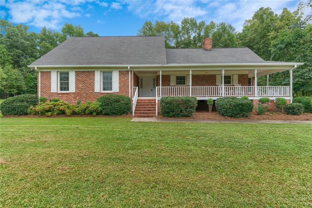 9630 Hood Road Charlotte, NC 28215 - Photo 4 of 34 Gallery Image 4