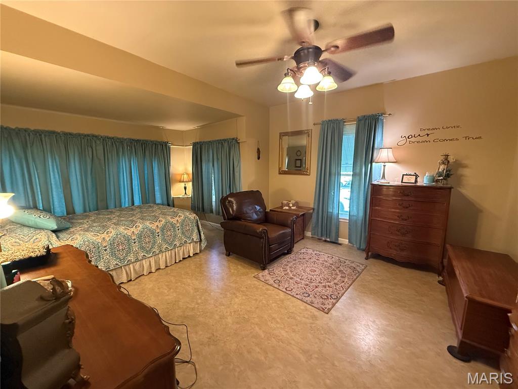 1306 Main Street South Roxana, IL 62087 - Photo 13 of 22