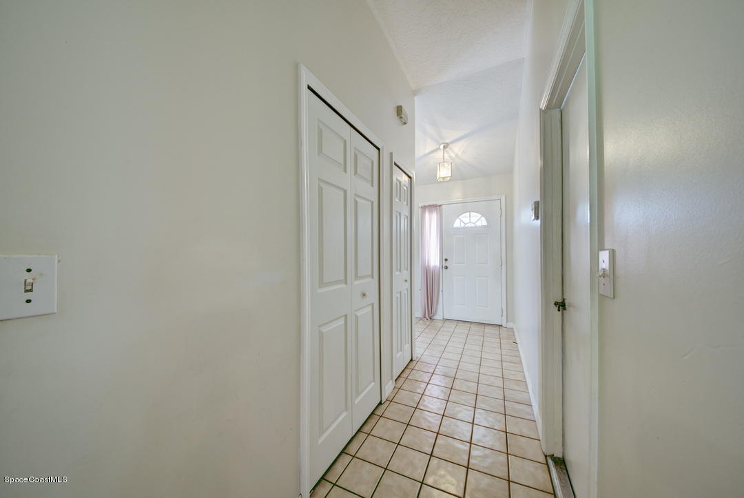 307 Abello Road Southeast Palm Bay, FL 32909 - Photo 9 of 30 Foyer Entry