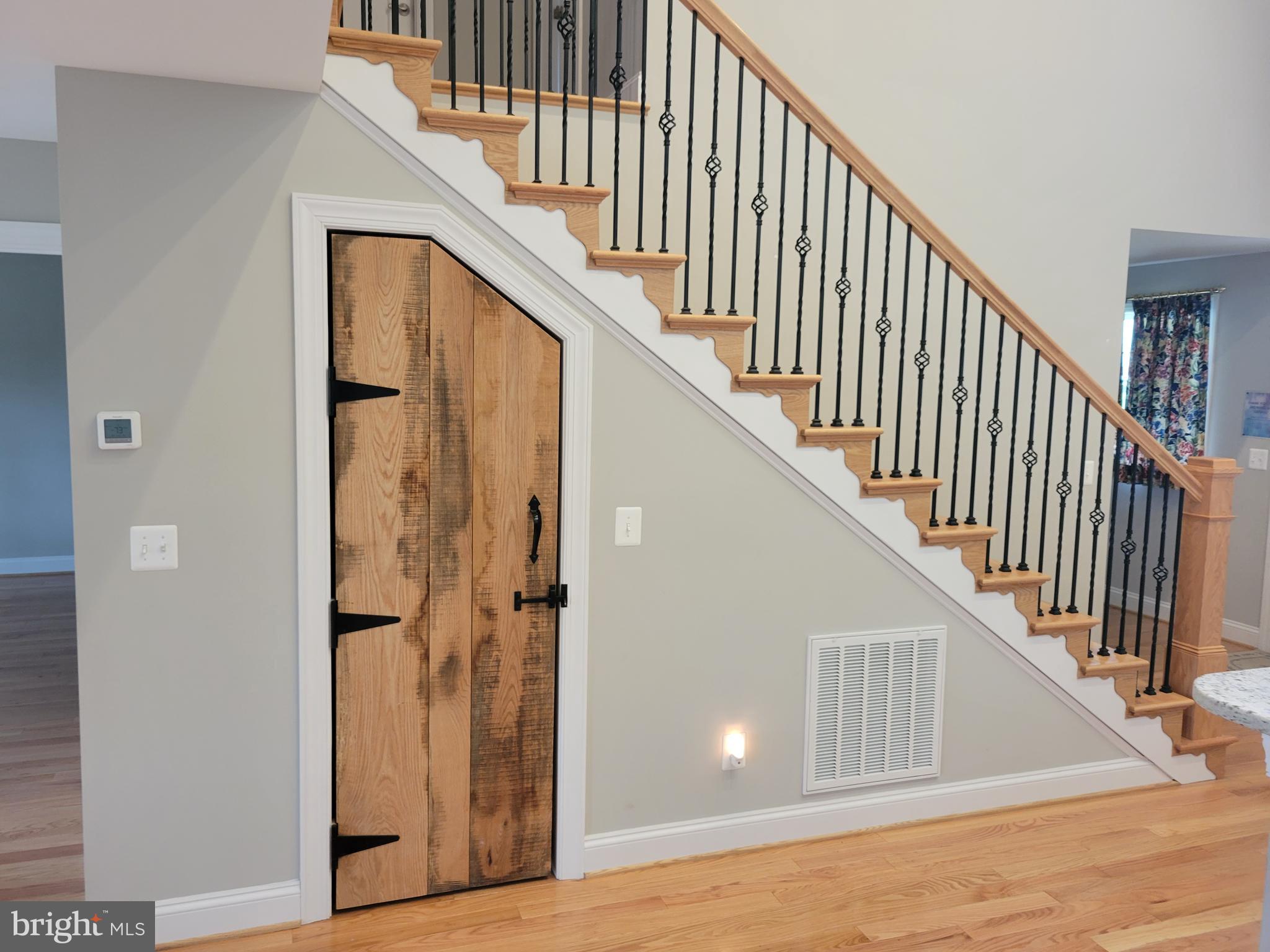 158 Watermans Cv Lane Chester, MD 21619 - Photo 9 of 12 Style..panache...special!!