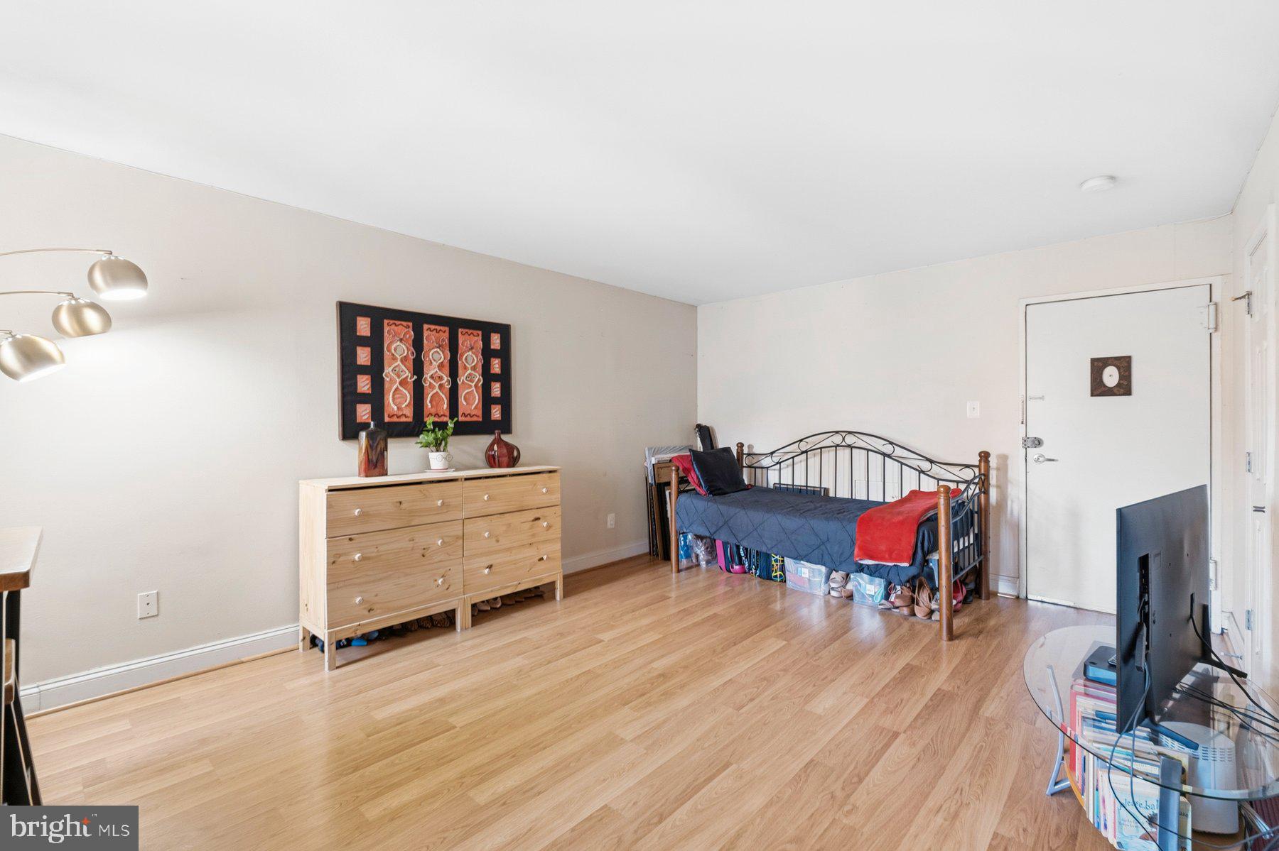 1005 Chillum Road, Unit 305 Hyattsville, MD 20782 - Photo 8 of 31