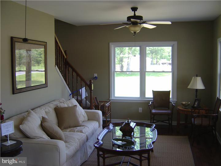 938 Aura Road Monroeville, NJ 08343 - Photo 9 of 22