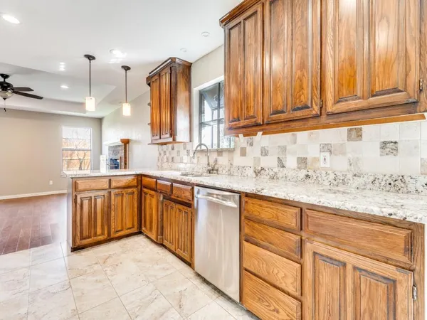 $374,999 | 8220 Saddlebrook Drive, Benbrook, TX 76116