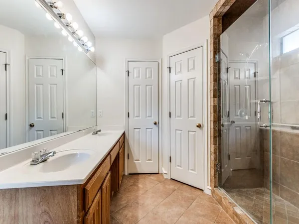 $374,999 | 8220 Saddlebrook Drive, Benbrook, TX 76116