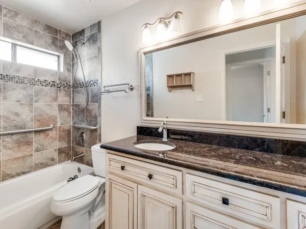 $374,999 | 8220 Saddlebrook Drive, Benbrook, TX 76116