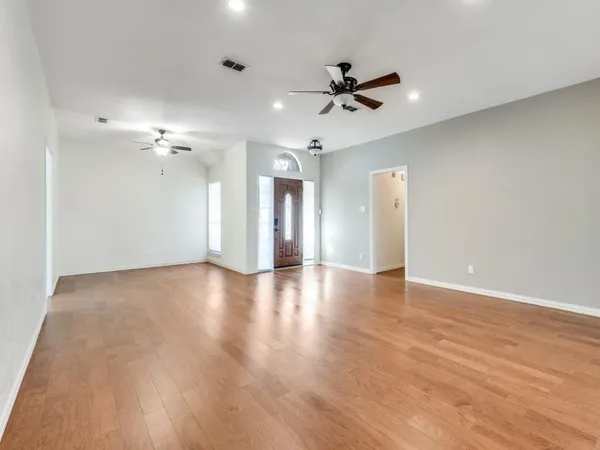 $374,999 | 8220 Saddlebrook Drive, Benbrook, TX 76116