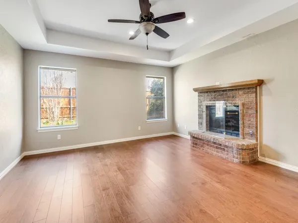 $374,999 | 8220 Saddlebrook Drive, Benbrook, TX 76116