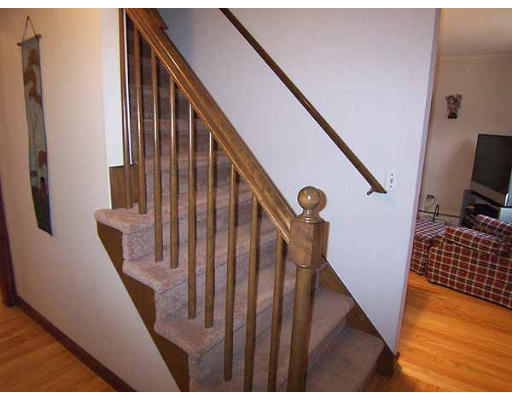 49 Dutchess Street Springfield, MA 01129 - Photo 10 of 25 a view of entryway