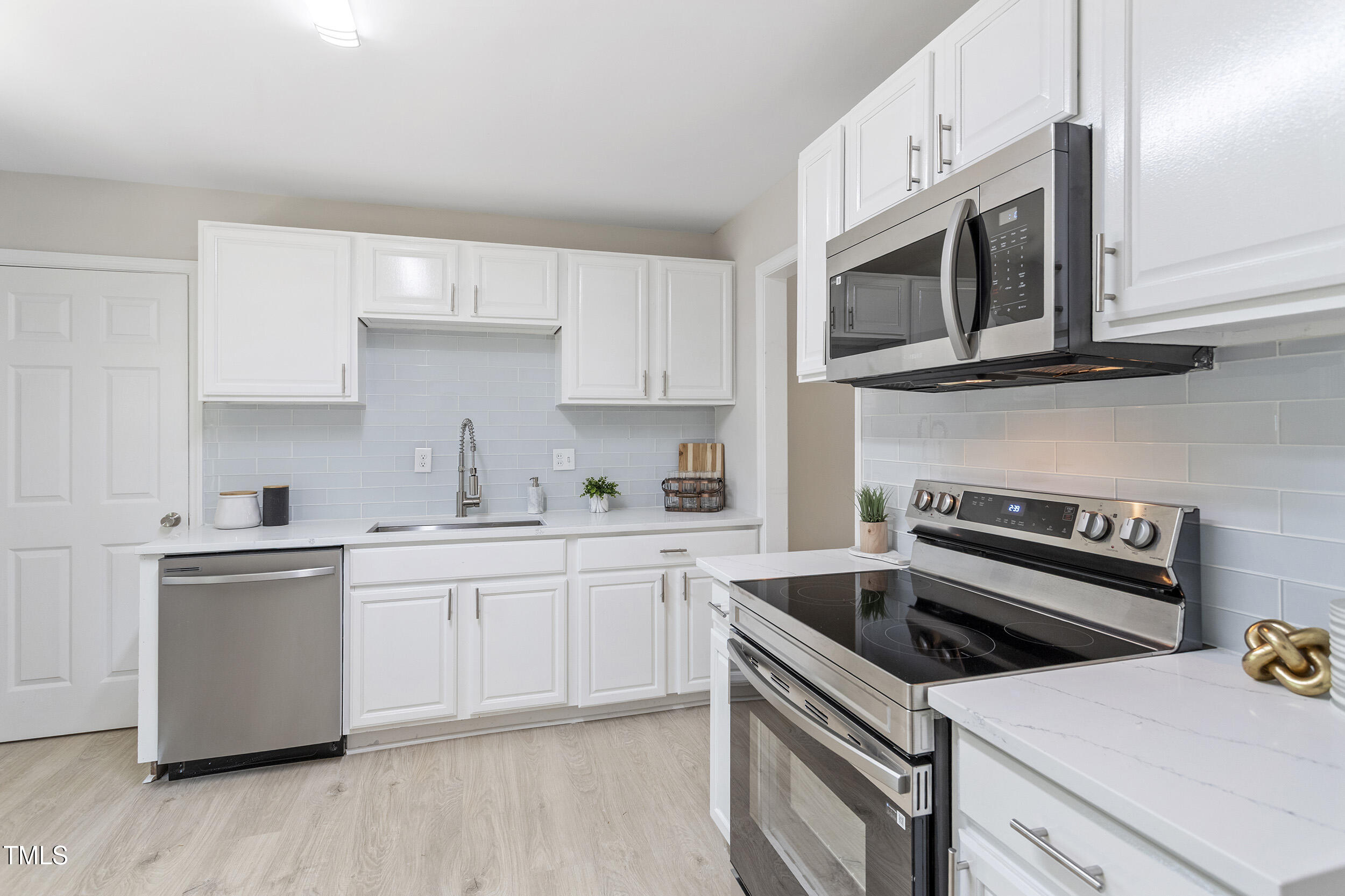 3204 Winfield Ct [2241071]_17