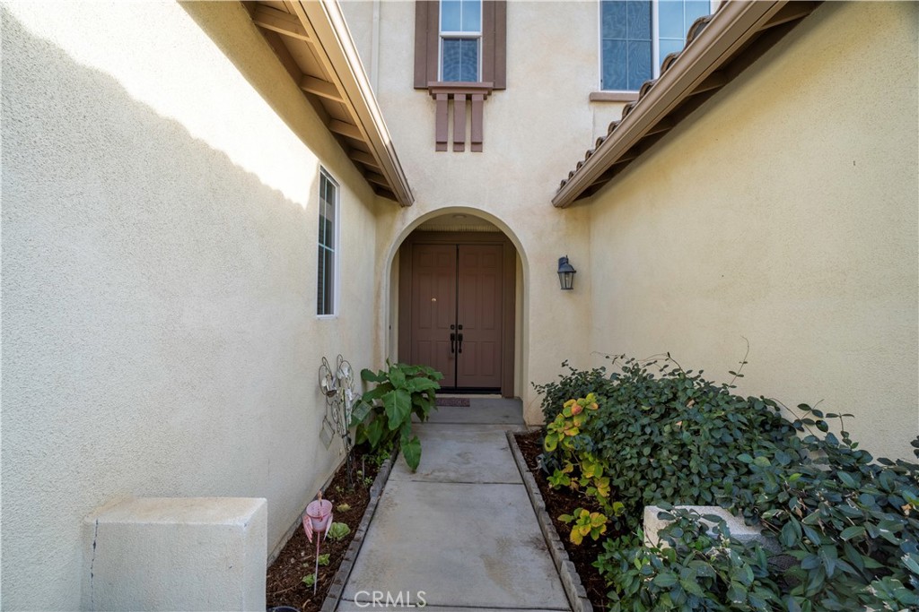 33329 Gold Mountain Road Yucaipa, CA 92399 - Photo 3 of 24